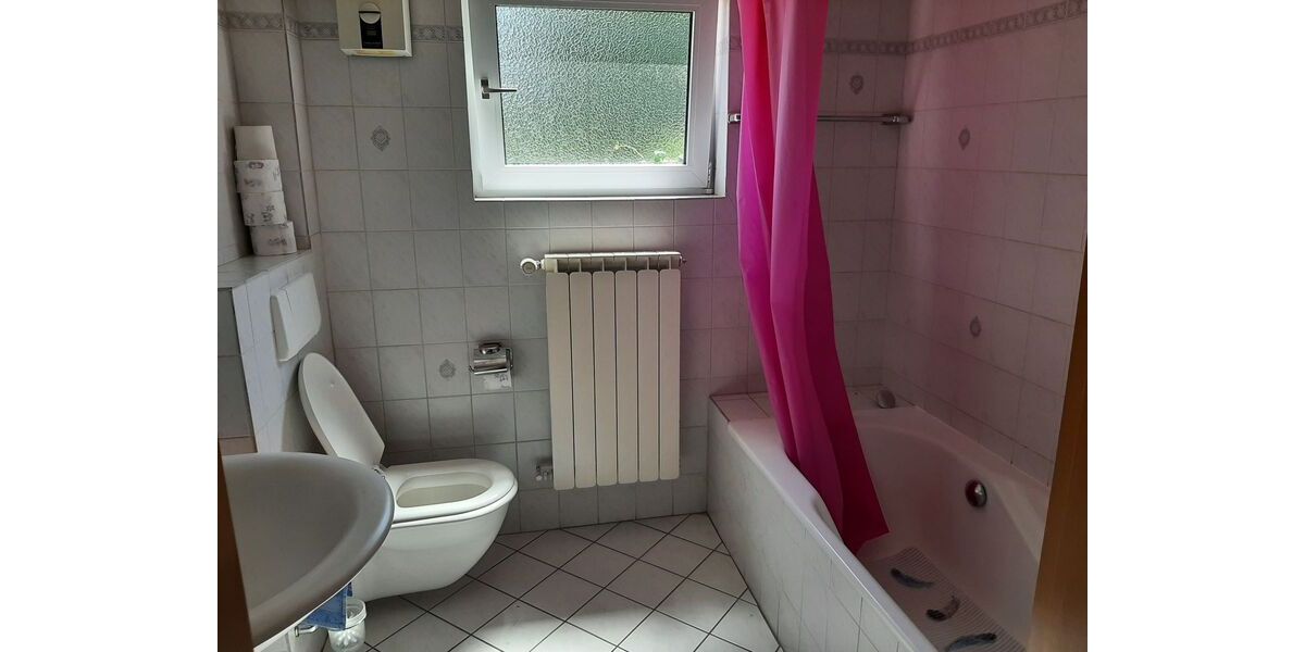 Freistehendes Haus als WG oder Mehrgenerationenhaus zu vermieten - Einfamilienhaus Nordstemmen | Angebot:27259065