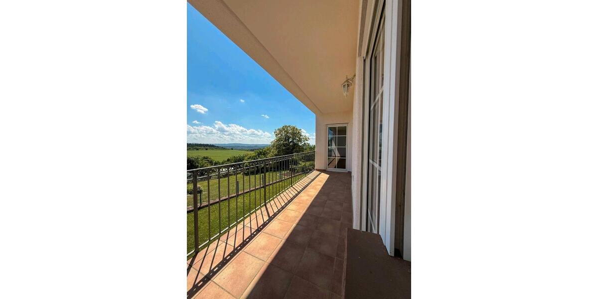 Erdgeschoßwohnung Steinwenden - 4 Zimmer, 150 m&sup2;, 1.450&euro; | Angebot:26592174