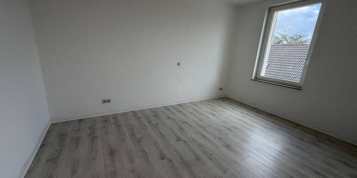 Etagenwohnung Dessau-Roßlau Roßlau - 2 Zimmer, 59 m&sup2;, 443&euro; | Angebot:26040846