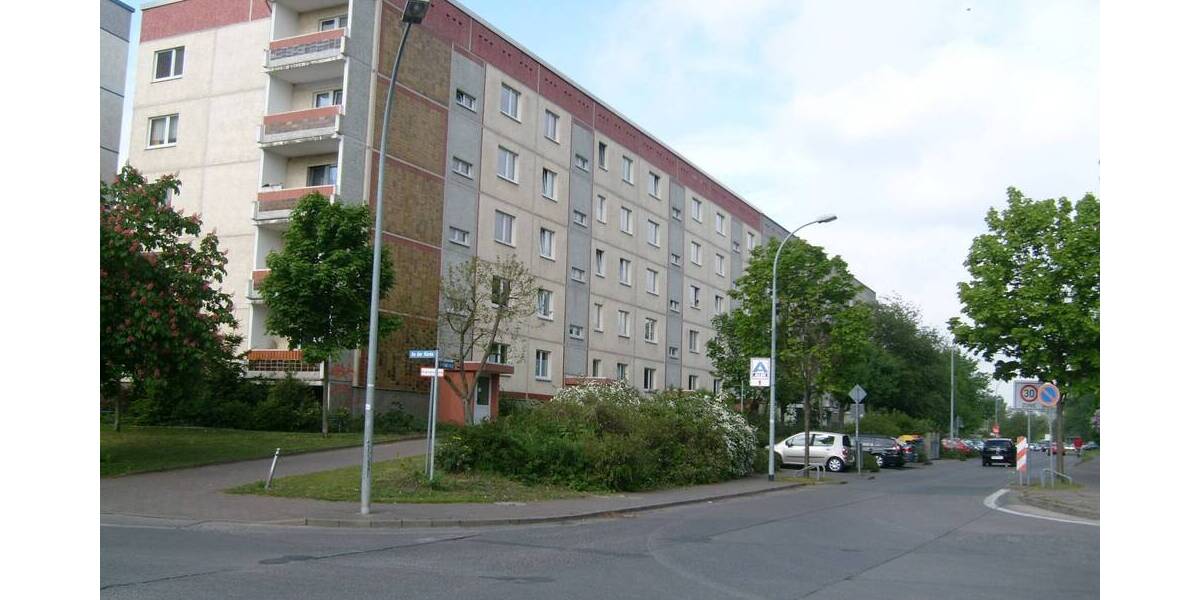 Etagenwohnung Neubrandenburg Reitbahnviertel - 3 Zimmer, 62 m&sup2;, 294&euro; | Angebot:25685500