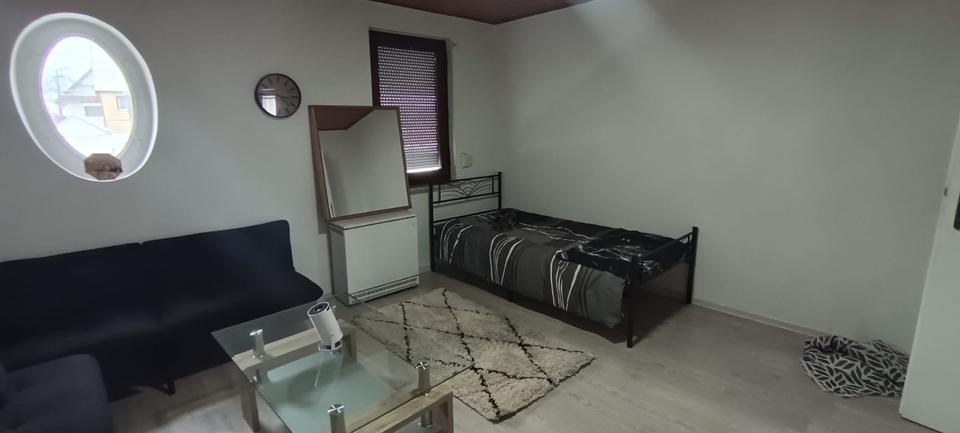 Wohnen auf Zeit Albstadt Gemarkung Onstmettingen - 3 Zimmer, 90 m&sup2;, 800&euro; | Angebot:25853702