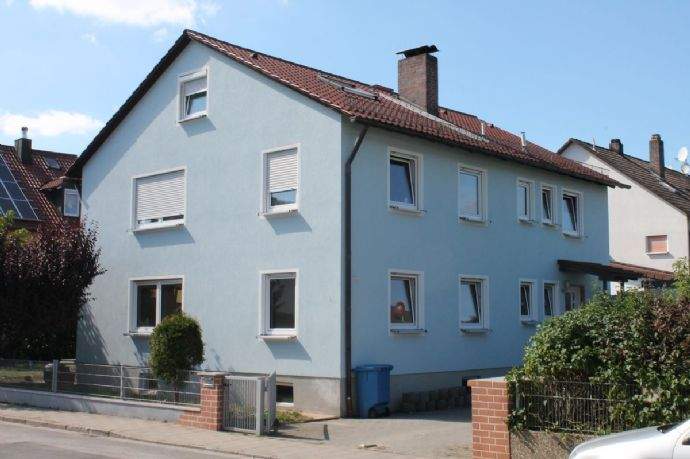 ZUVERLÄSSIGE NACHBARN GESUCHT: EG-Wohnung im Zweifamilienhaus 3 zimmer