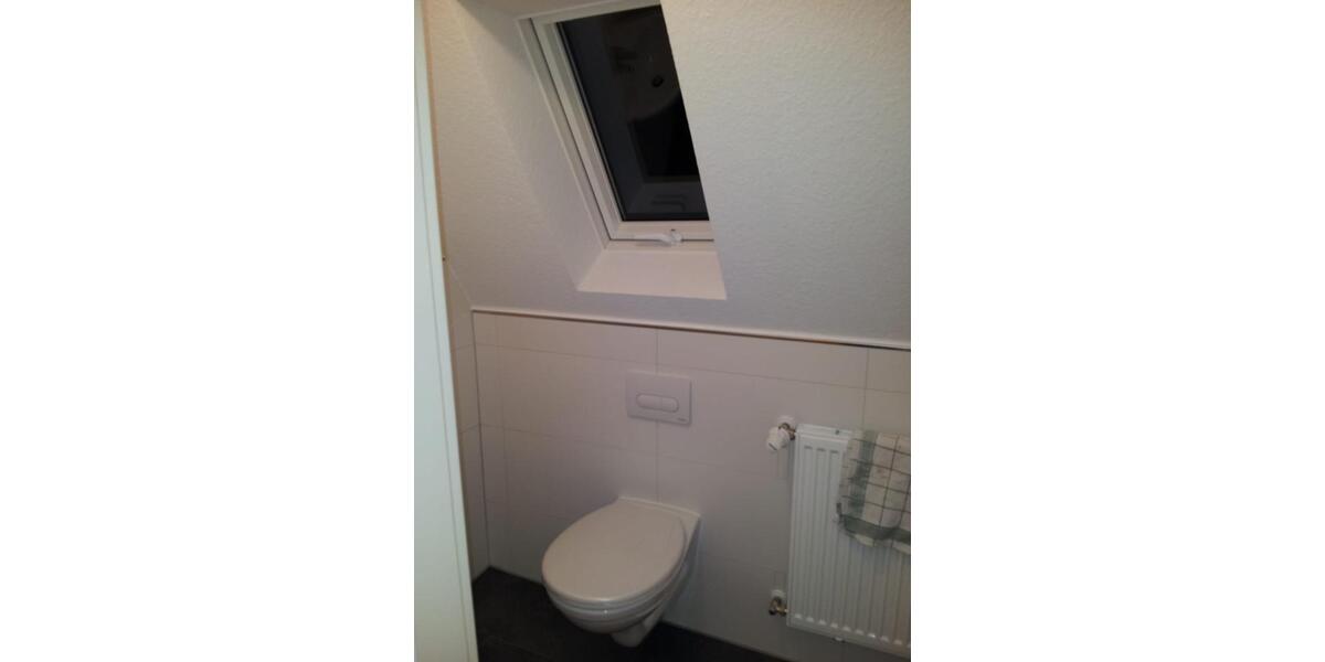 1-Zimmer mit eigenem DuschbadWC Küchen Mitbenutzung in 2er WG 1 zimmer