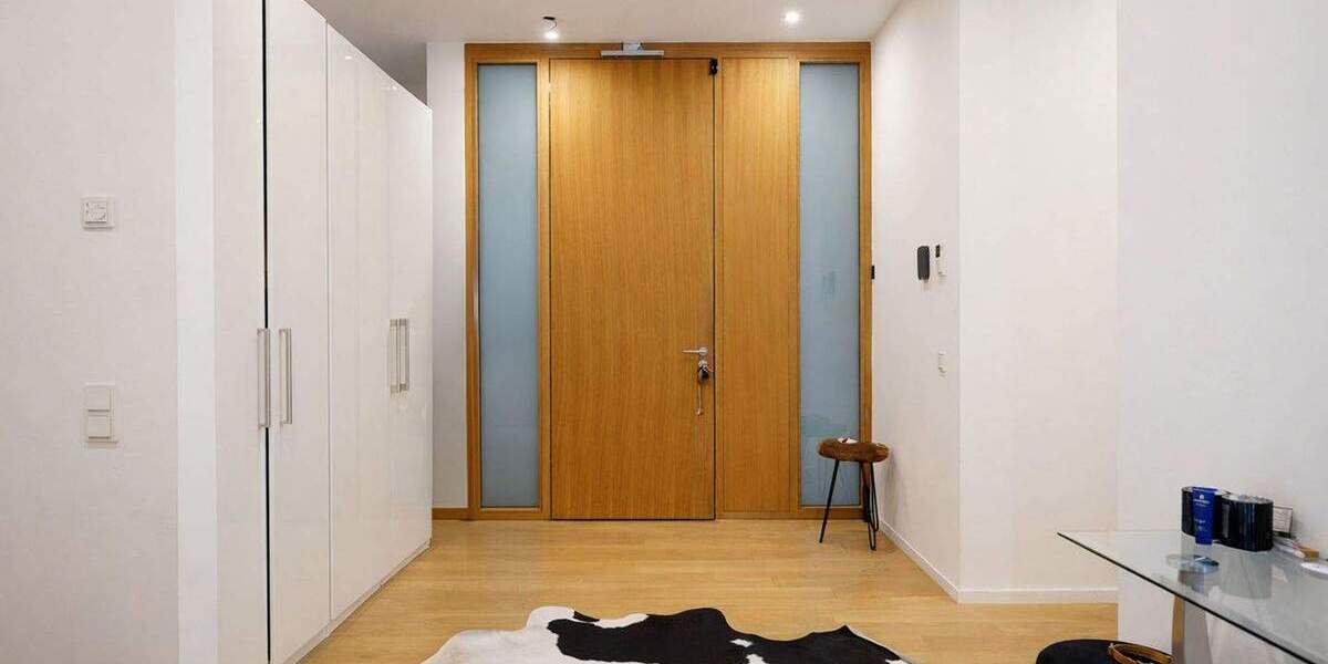 Etagenwohnung Krefeld / Bockum Bockum - 5 Zimmer, 229 m&sup2;, 2.950&euro; | Angebot:25246774