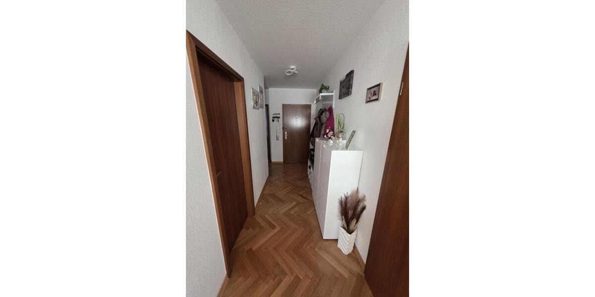 Etagenwohnung Saarbrücken Dudweiler - 3 Zimmer, 87 m&sup2;, 830&euro; | Angebot:25637826