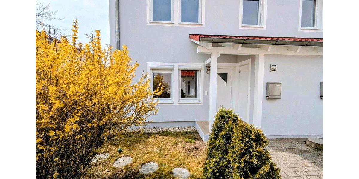 Erdgeschoßwohnung Sulzbach-Rosenberg Rosenberg - 2.5 Zimmer, 79 m&sup2;, 790&euro; | Angebot:26359844