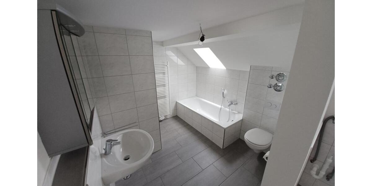 Etagenwohnung Bonndorf im Schwarzwald - 2 Zimmer, 85 m&sup2;, 690&euro; | Angebot:25873576