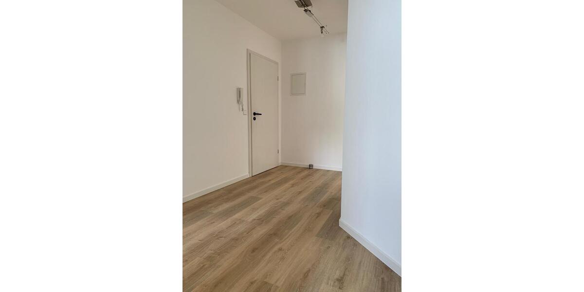 Dachgeschoßwohnung Heilbronn Frankenbach - 3 Zimmer, 80 m&sup2;, 950&euro; | Angebot:25995952