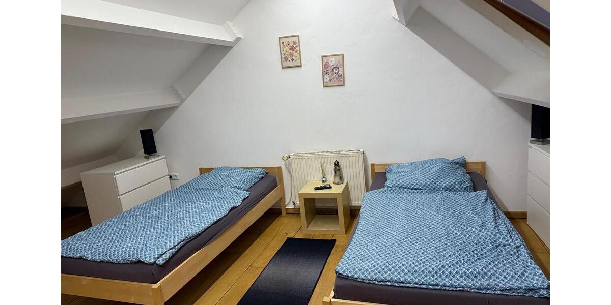 Wohnen auf Zeit Heinsberg - 2 Zimmer, 75 m&sup2;, 100&euro; | Angebot:26495396