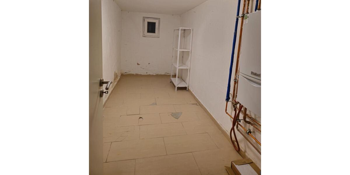 Ein-bis 2 Familienhaus zu mieten 7 zimmer