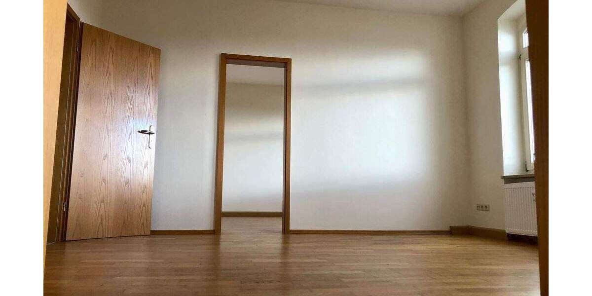 Etagenwohnung Altenburg Altenburg - 2 Zimmer, 55 m&sup2;, 325&euro; | Angebot:25244050