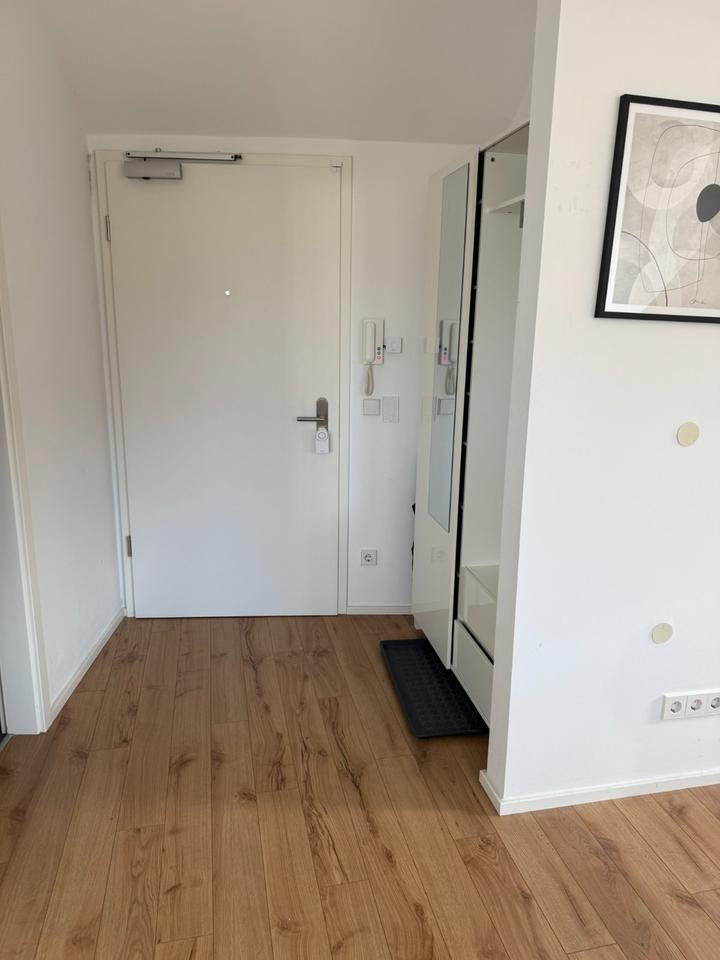 Untermiete Studio Schwabing DezemberJanuar (1.200€Monat) 1 zimmer