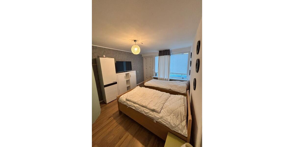 Wohnen auf Zeit Bad Hersfeld - 5 Zimmer, 160 m&sup2;, 27&euro; | Angebot:24718945