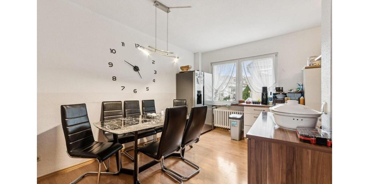 Etagenwohnung Essen Südviertel - 5.5 Zimmer, 110 m&sup2;, 1.650&euro; | Angebot:26547022