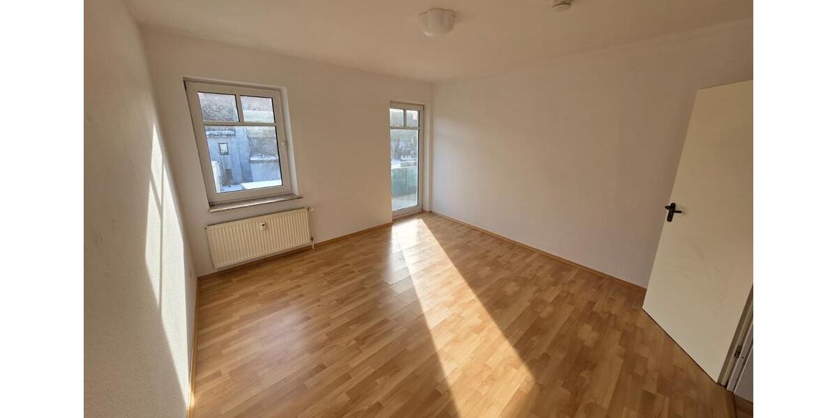 Etagenwohnung Bremerhaven Lehe - 3 Zimmer, 79 m&sup2;, 447&euro; | Angebot:25173565