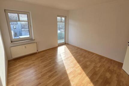 Wohnung Bremerhaven Lehe - 3 Zimmer, 79 m&sup2;, 447&euro; | Angebot:25173565