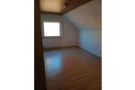 Dachgeschoßwohnung Babenhausen - 3.5 Zimmer, 95 m&sup2;, 1.100&euro; | Angebot:26560732