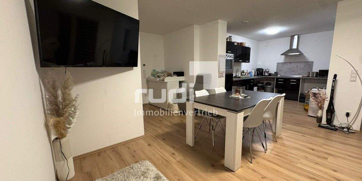 Etagenwohnung Erwitte - 2 Zimmer, 75 m&sup2;, 790&euro; | Angebot:24813819