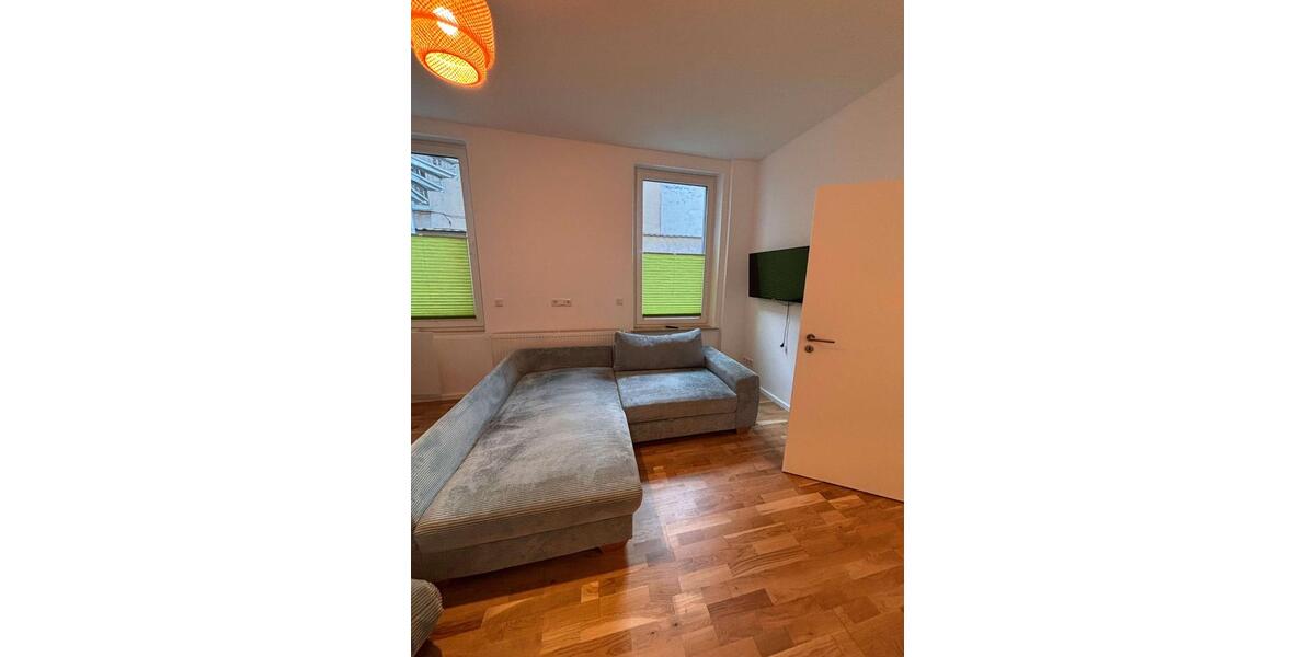 Erdgeschoßwohnung Krefeld - 2 Zimmer, 37 m&sup2;, 550&euro; | Angebot:26039363