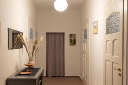 Wohnen auf Zeit Auerbach/Vogtland Vogtland - 4 Zimmer, 100 m&sup2;, 70&euro; | Angebot:25656663