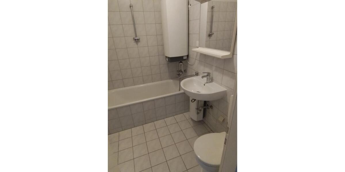 Etagenwohnung Wolfsburg - 1 Zimmer, 48 m&sup2;, 420&euro; | Angebot:24707056