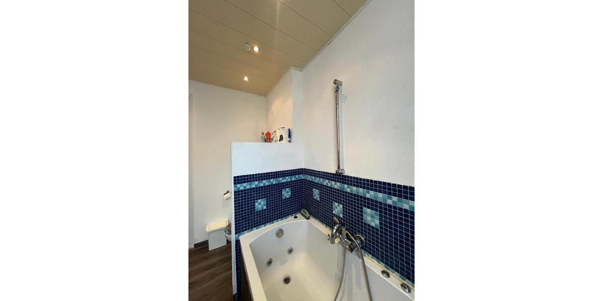 Etagenwohnung Bremen Burglesum - 5 Zimmer, 100 m&sup2;, 370&euro; | Angebot:25381742