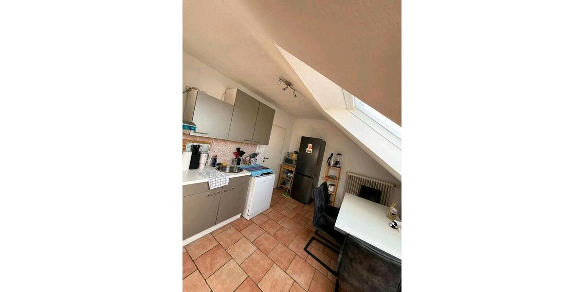 Dachgeschoßwohnung Walldorf - 3 Zimmer, 56 m&sup2;, 800&euro; | Angebot:26604019