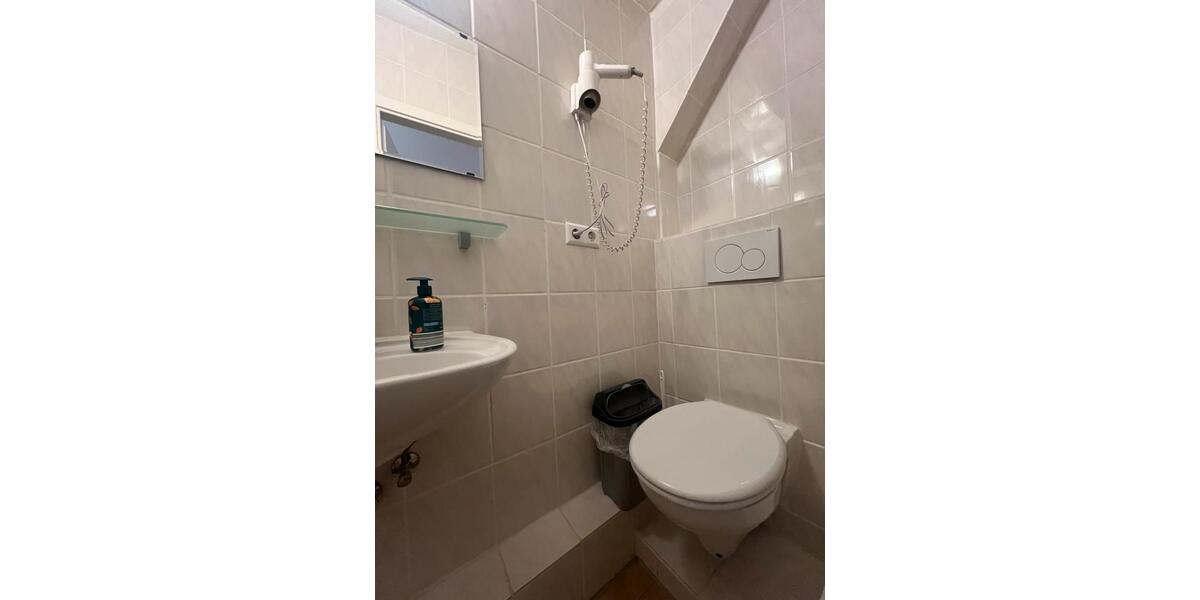 Etagenwohnung Pforzheim - 1 Zimmer, 16 m&sup2;, 680&euro; | Angebot:26134743
