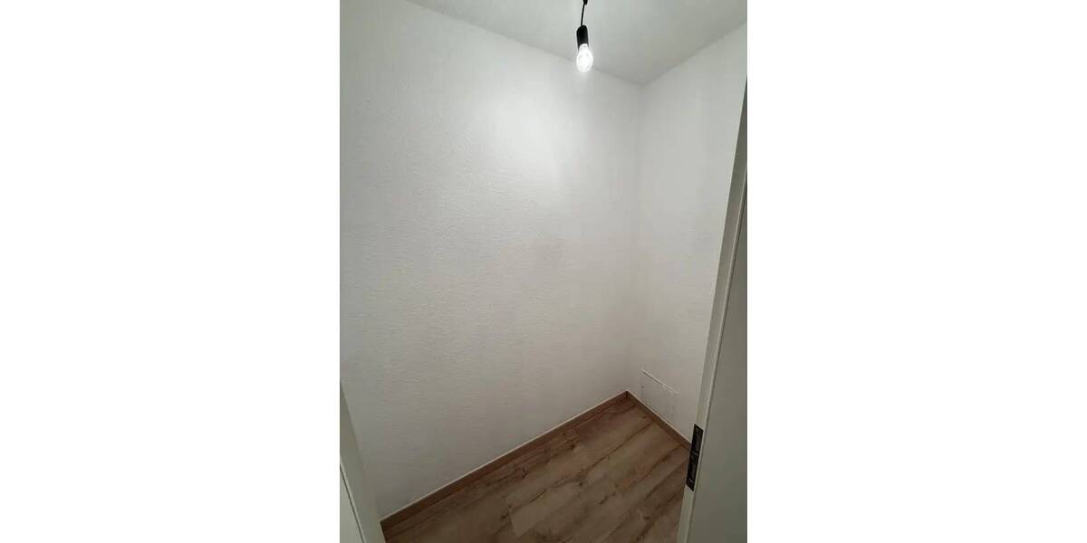 Etagenwohnung MZ Gonsenheim - 3 Zimmer, 92 m&sup2;, 1.360&euro; | Angebot:26290790