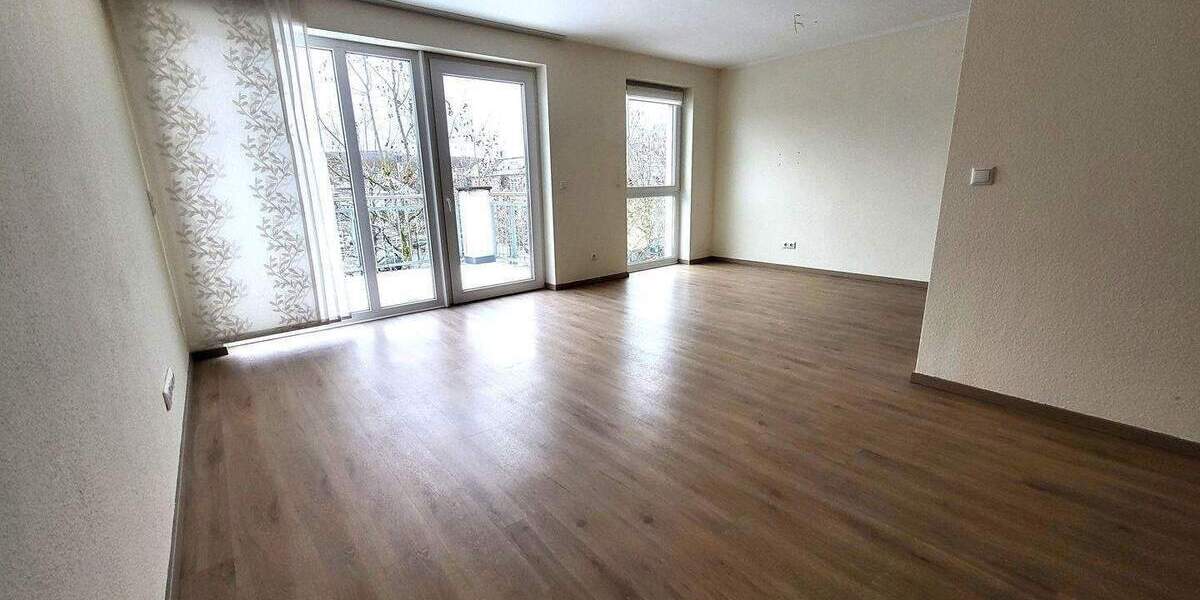 Etagenwohnung Hemer - 2 Zimmer, 83 m&sup2;, 995&euro; | Angebot:25107485