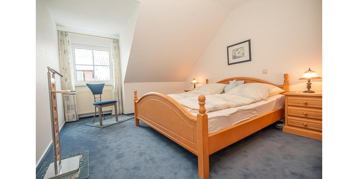 Dachgeschoßwohnung Bad Zwischenahn - 2 Zimmer, 55 m&sup2;, 650&euro; | Angebot:25306583