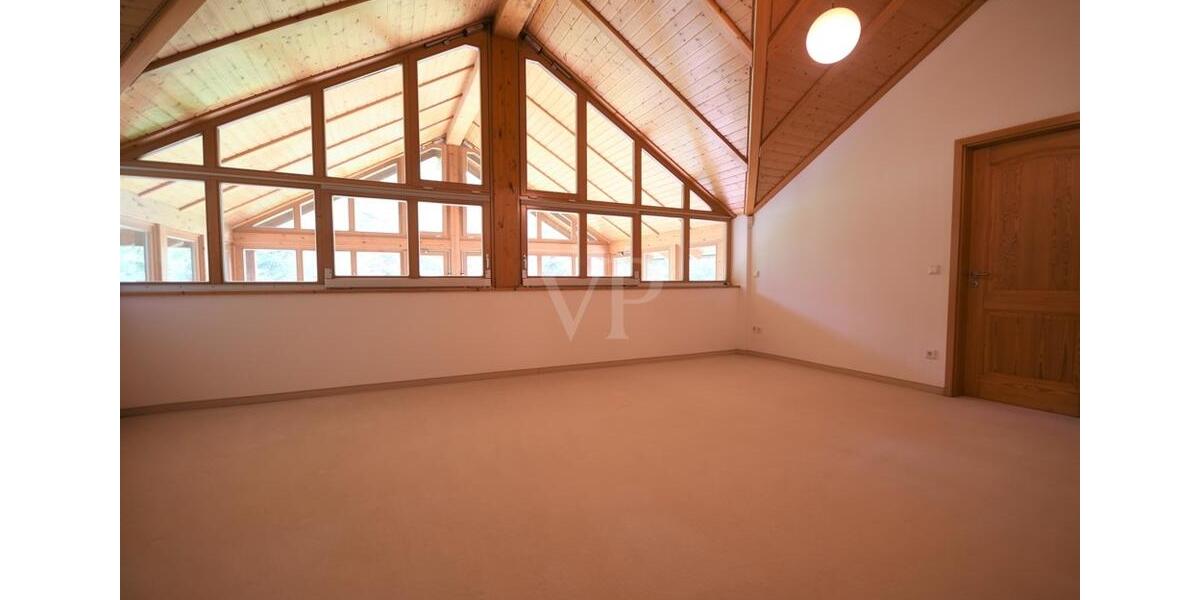 Villa Fürth Atzenhof - 9 Zimmer, 315 m&sup2;, 3.500&euro; | Angebot:24757698