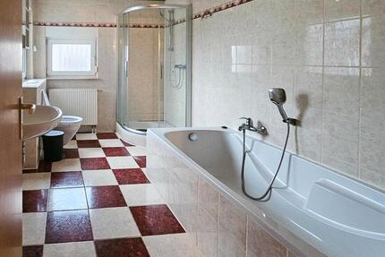 Wohnung Frankenthal (Pfalz) - 4 Zimmer, 150 m&sup2;, 1.550&euro; | Angebot:25887792