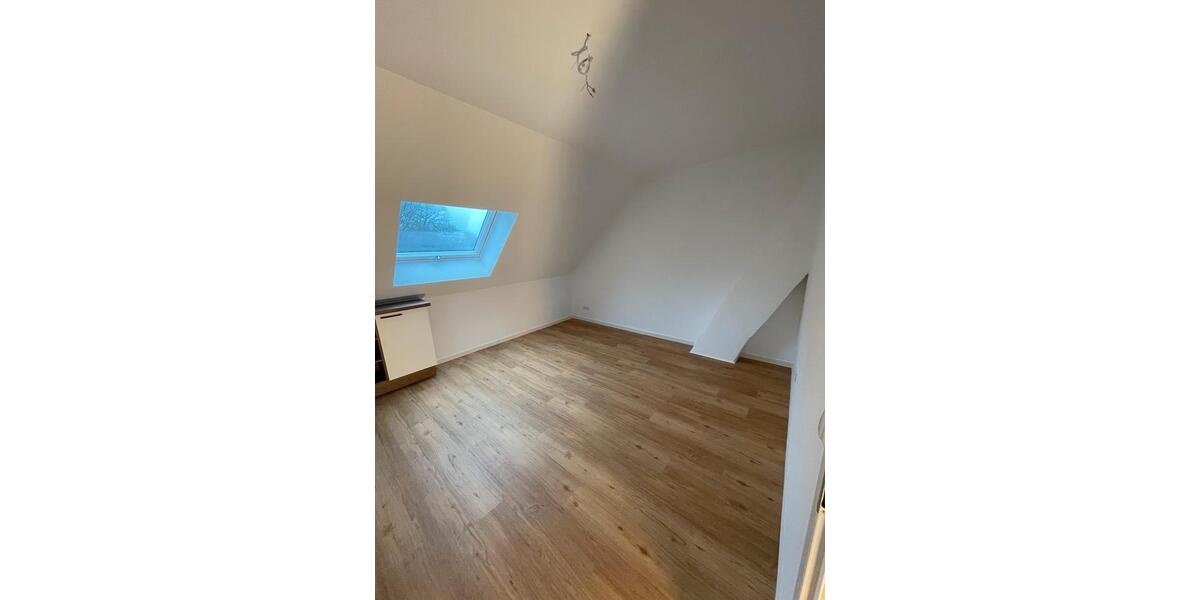 Etagenwohnung Ostercappeln - 2 Zimmer, 85 m&sup2;, 885&euro; | Angebot:25289746