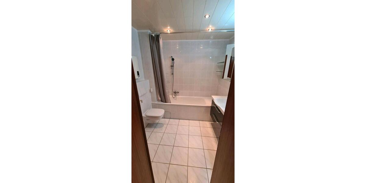 Etagenwohnung Sehnde - 2 Zimmer, 65 m&sup2;, 750&euro; | Angebot:24866418