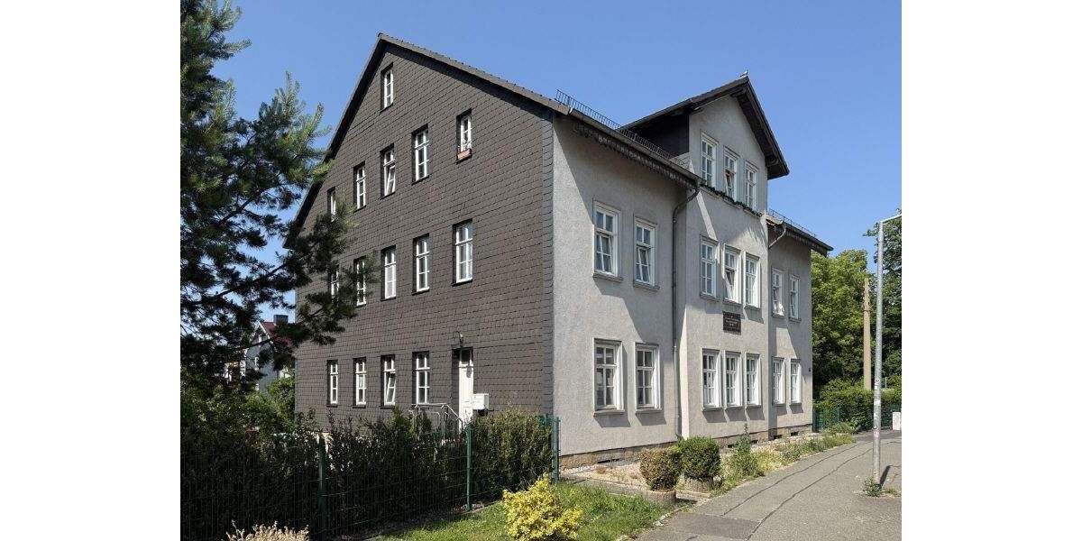 Etagenwohnung Gotha - 3 Zimmer, 83 m&sup2;, 580&euro; | Angebot:26816277