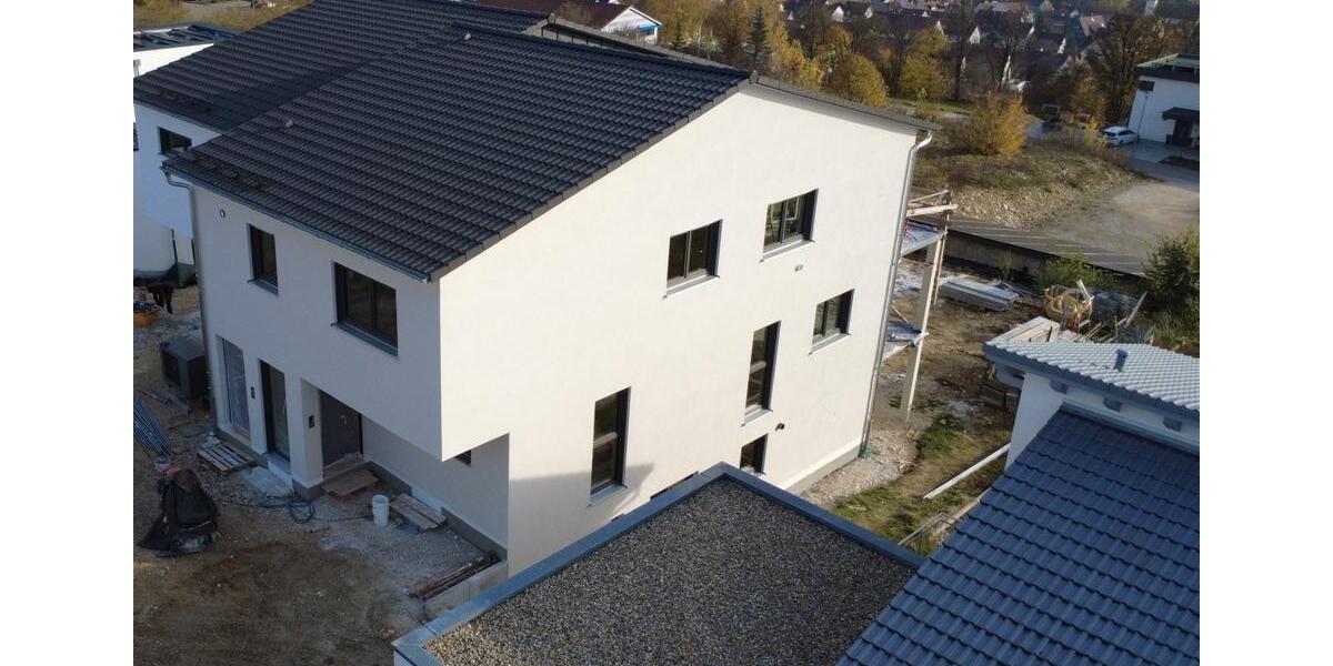 Etagenwohnung Neresheim - 5 Zimmer, 178 m&sup2;, 1.600&euro; | Angebot:24467949