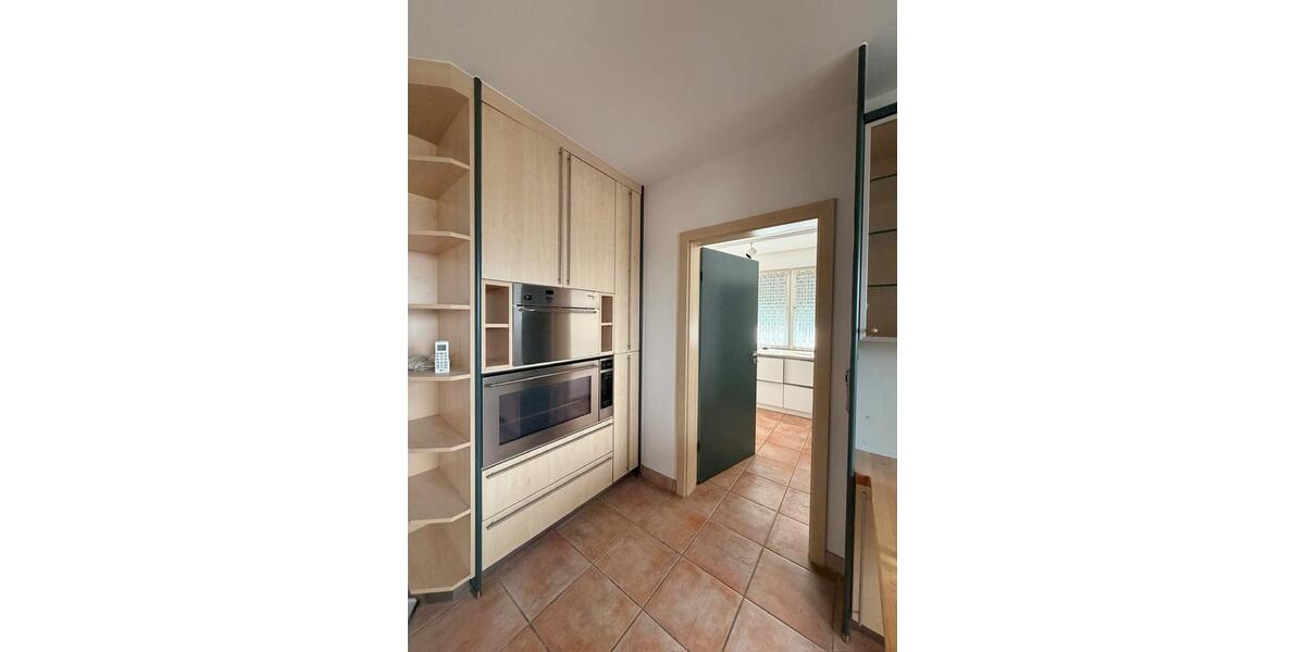 Einfamilienhaus Borken - 6 Zimmer, 270 m&sup2;, 2.300&euro; | Angebot:26340395