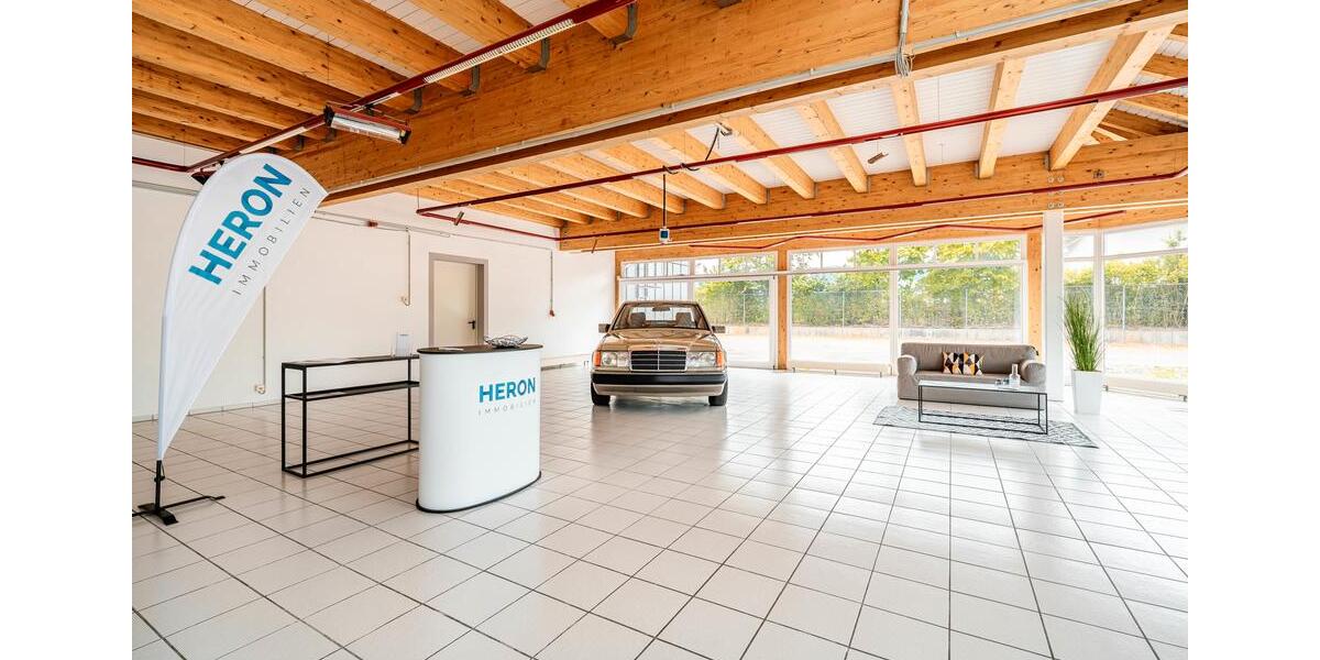 SMARTINSPECT BASE - Großer Showroom mit darüberliegender Büroeinheit im Industriepark Ellwangen zimmer