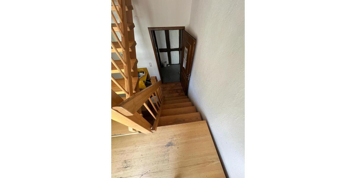 Wohnen auf Zeit Göppingen - 8 Zimmer, 202 m&sup2;, 14&euro; | Angebot:21847559