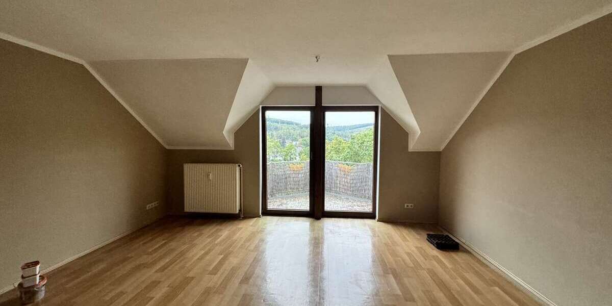 Etagenwohnung Siegen - 2 Zimmer, 62 m&sup2;, 454&euro; | Angebot:26754886