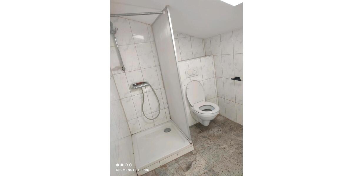 Dachgeschoßwohnung Lingenfeld - 2 Zimmer, 55 m&sup2;, 800&euro; | Angebot:26330072