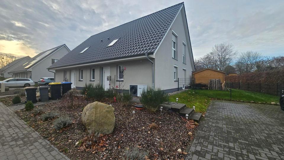 Doppelhaushälfte Müssen - 4 Zimmer, 119 m&sup2;, 1.650&euro; | Angebot:23792057