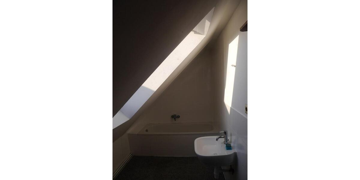 Dachgeschoßwohnung Salzwedel - 4 Zimmer, 106 m&sup2;, 520&euro; | Angebot:26125382