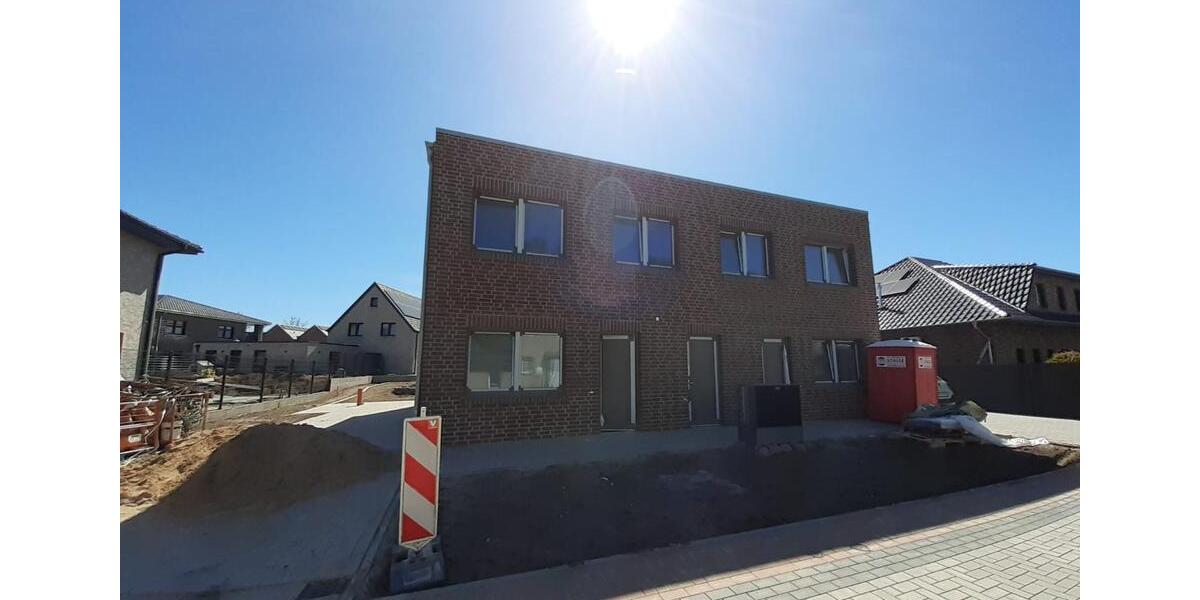 Etagenwohnung Steinfeld (Oldenburg) - 4 Zimmer, 100 m&sup2;, 1.420&euro; | Angebot:26379901