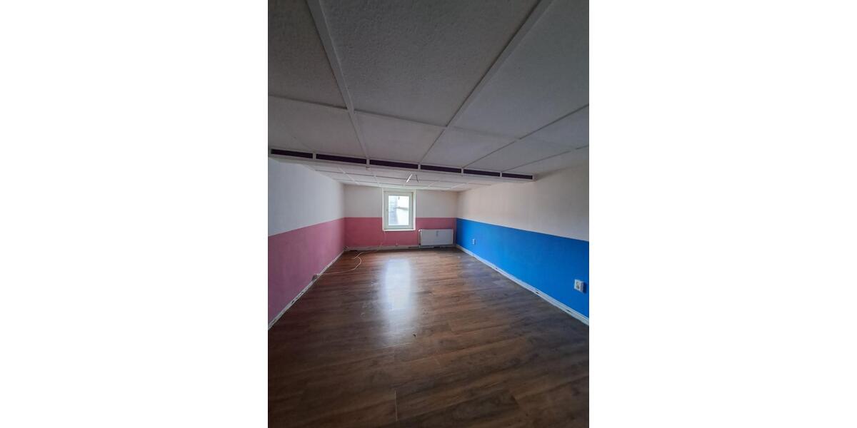 Renovierungsbedürftige 3-Zimmer-Wohnung in Genthin – 95 m² – Mühlenstraße 22 3 zimmer