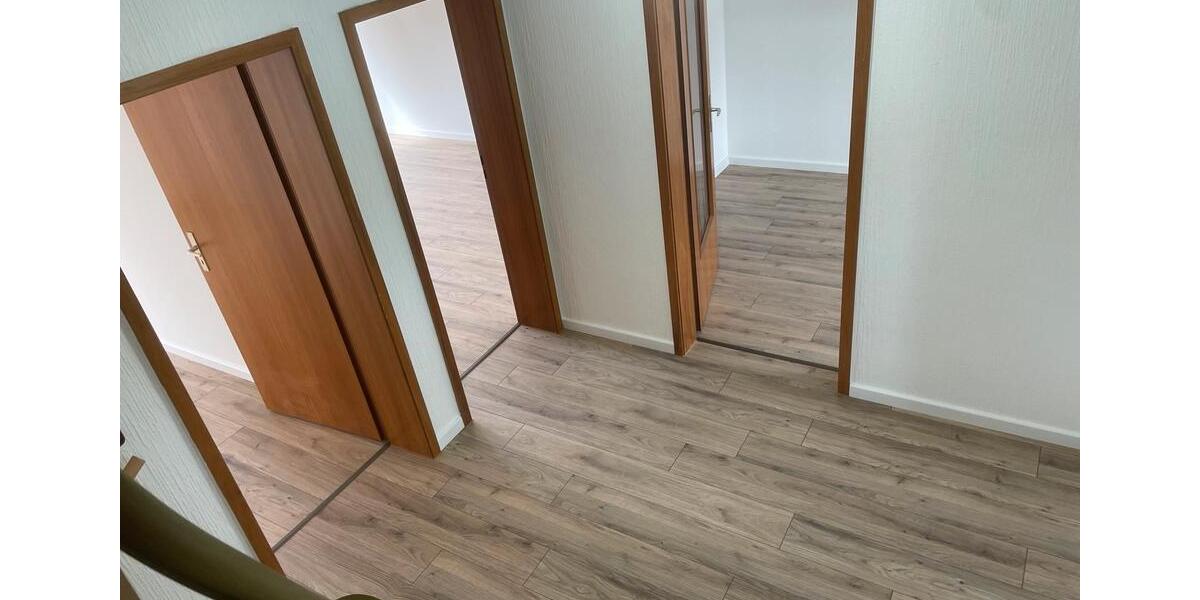Einfamilienhaus Frankfurt am Main Sindlingen - 5 Zimmer, 150 m&sup2;, 2.090&euro; | Angebot:25989141