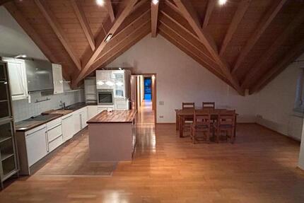 4 Zimmer Wohnung in OG zu vermieten 4 zimmer