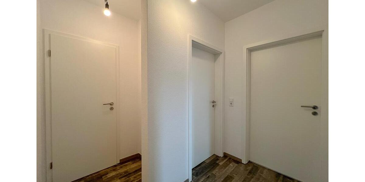 Dachgeschoßwohnung Edewecht - 2 Zimmer, 60 m&sup2;, 680&euro; | Angebot:26663657