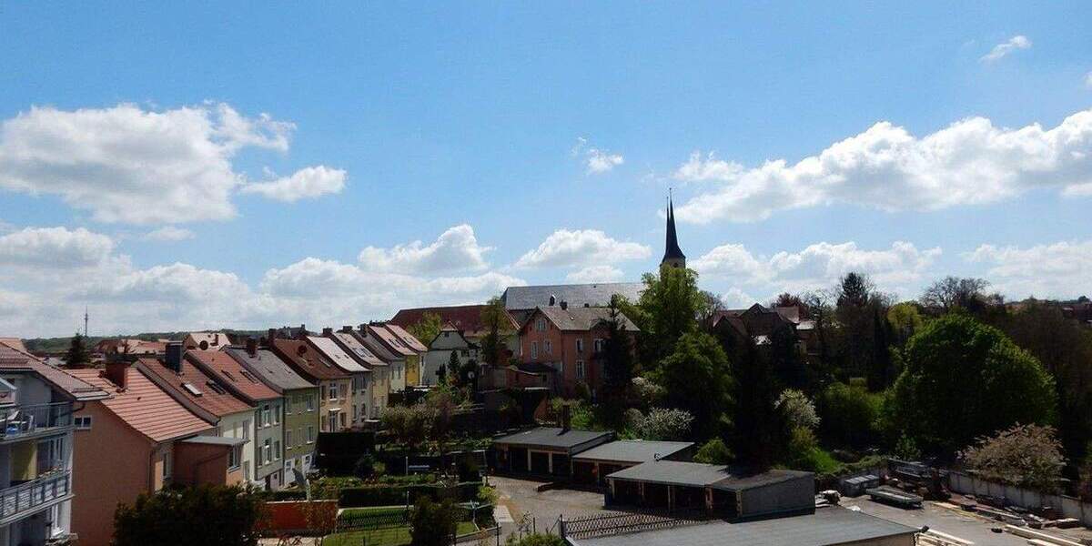 1-Raum-Wohnung mit Balkon, Dusche und Stellplatz in Naumburg 1 zimmer